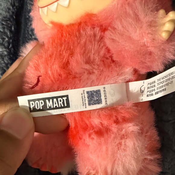 THE MONSTERS- Big Into Energy Series (Love) - Picture 2 of 4